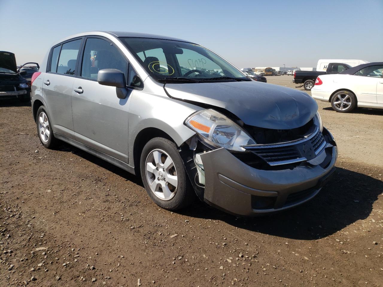 NISSAN VERSA S 2008 with VIN 3N1BC13E18L445040 - Photo from auction