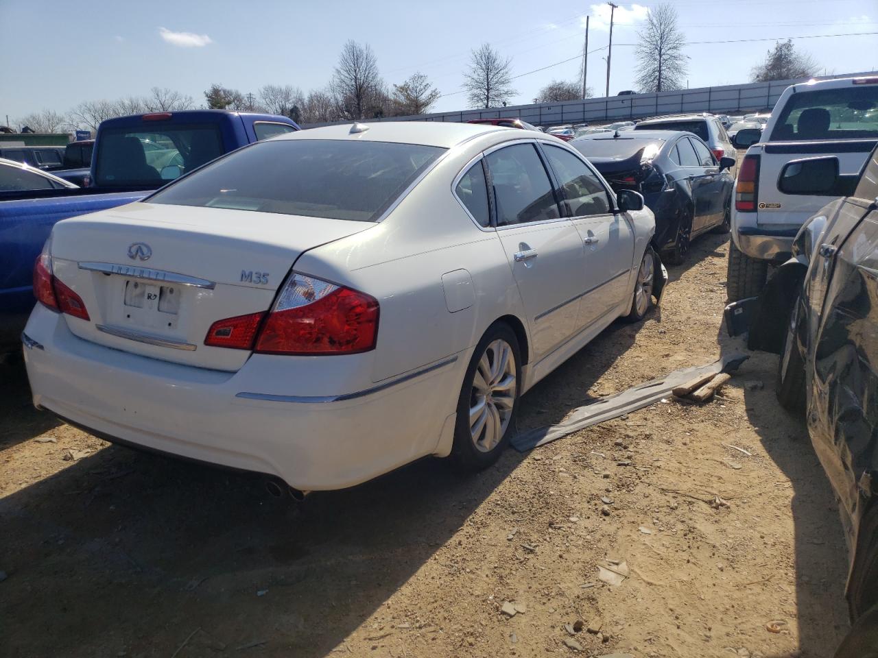 Photo 4 from auction – 2010 INFINITI M35 BASE with VIN JN1CY0AP2AM911056