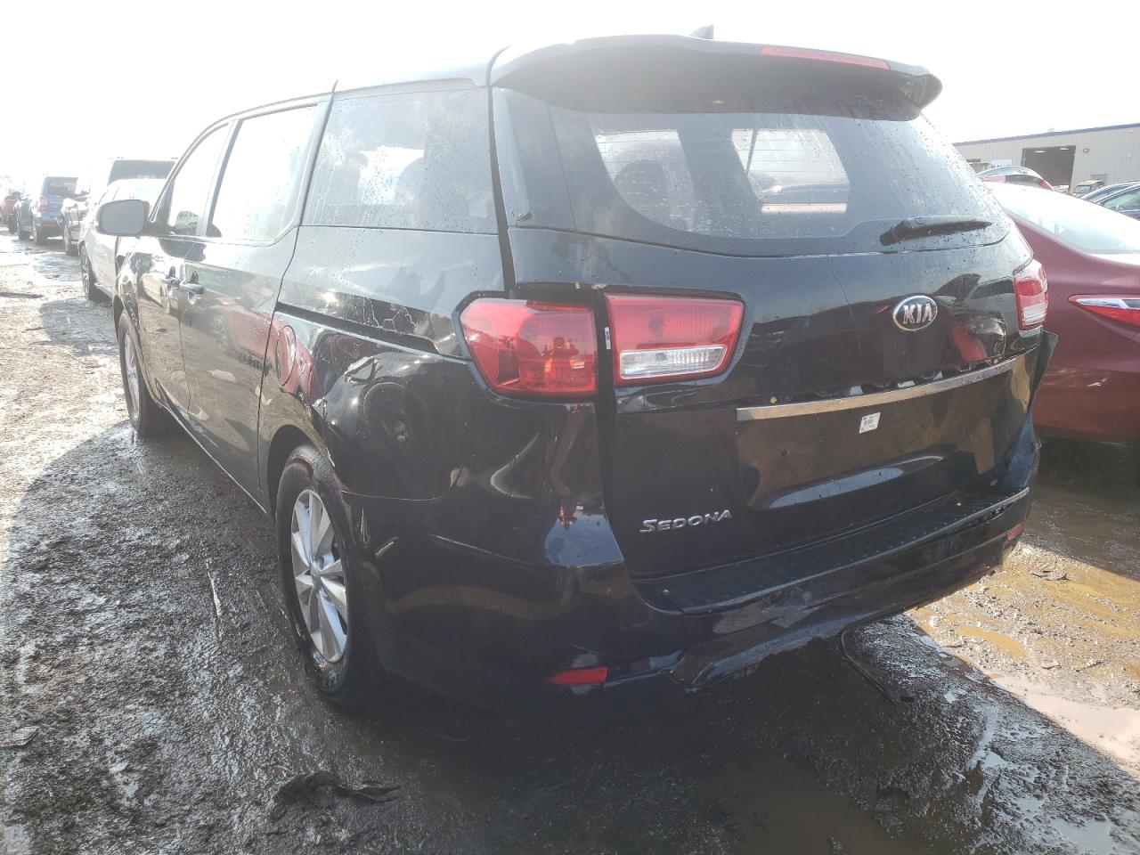 Photo 3 from auction – 2016 KIA SEDONA L with VIN KNDMA5C13G6149980
