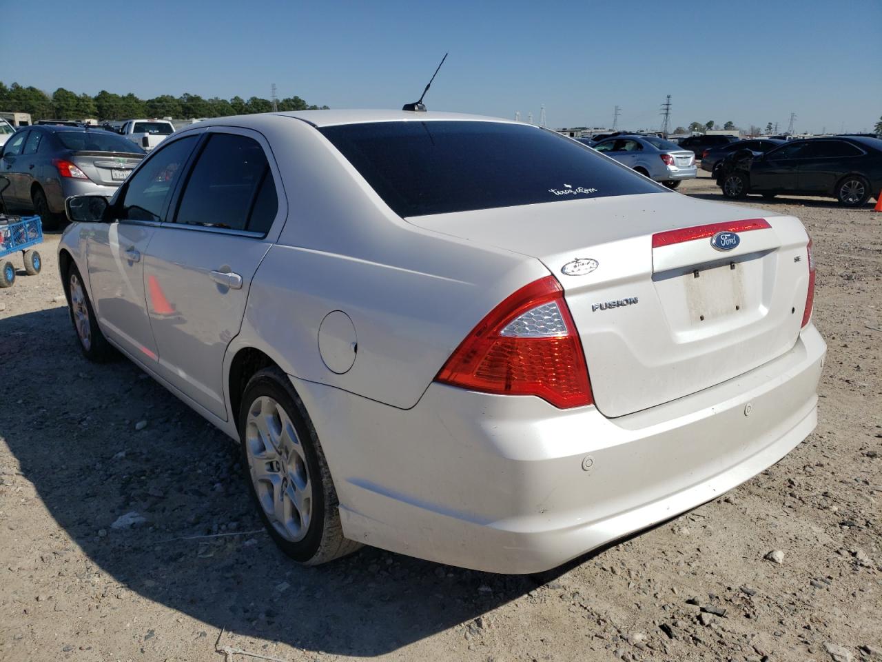 Photo 3 from auction – 2011 FORD FUSION SE with VIN 3FAHP0HA2BR220714