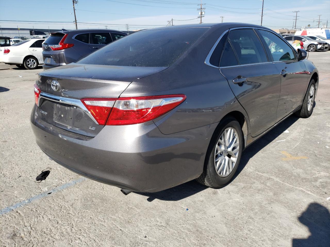 Photo 4 from auction – 2017 TOYOTA CAMRY LE with VIN 4T1BF1FK2HU311984