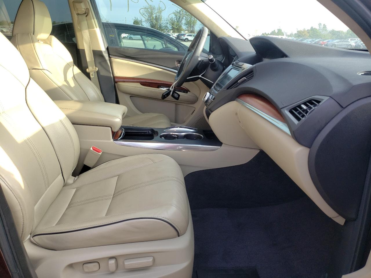 Photo 5 from auction – 2017 ACURA MDX ADVANC with VIN 5FRYD4H87HB005782