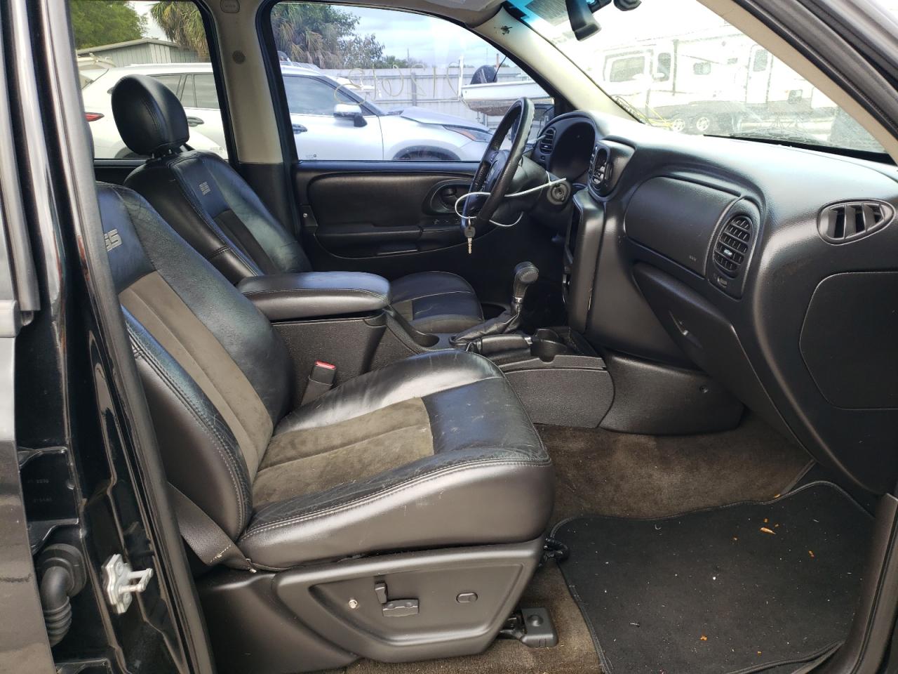 Photo 5 from auction – 2009 CHEVROLET TRAILBLAZE with VIN 1GNES53H592101865