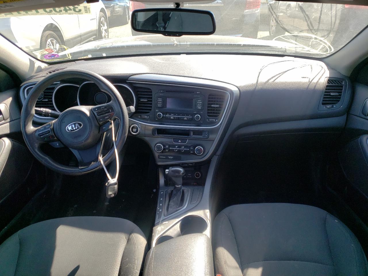 Photo 9 from auction – 2015 KIA OPTIMA LX with VIN 5XXGM4A77FG499683