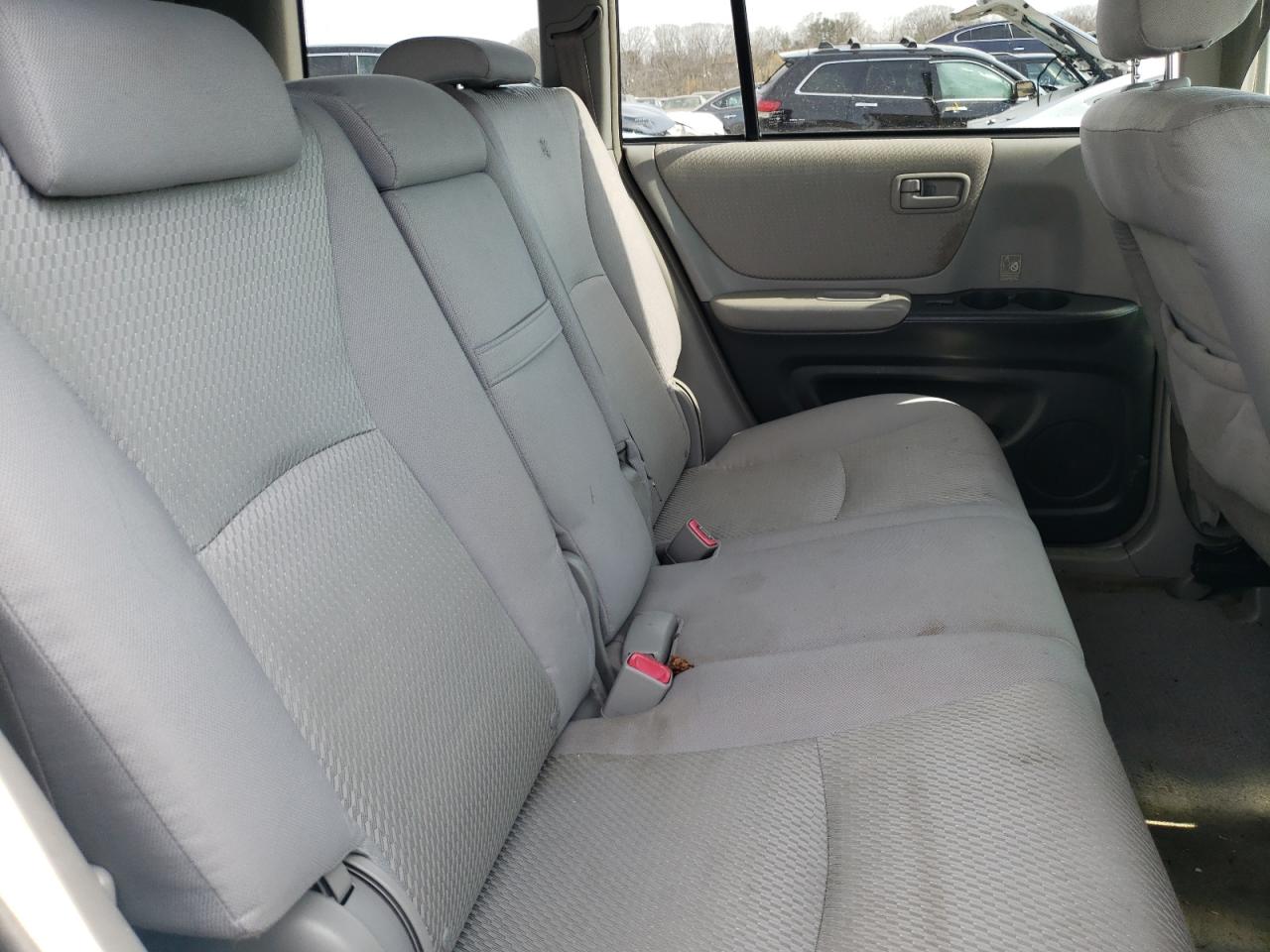 Photo 6 from auction – 2005 TOYOTA HIGHLANDER with VIN JTEEP21AX50132285