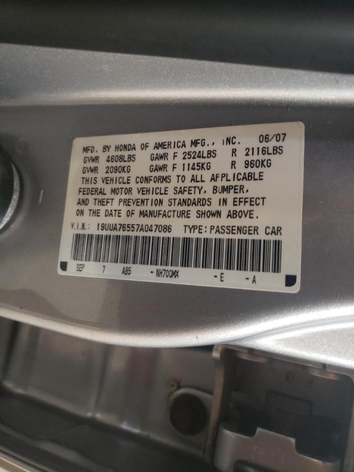 Photo 10 from auction – 2007 ACURA TL TYPE S with VIN 19UUA76557A047086
