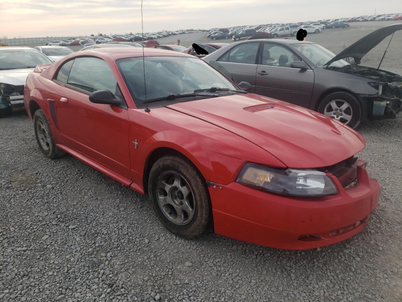 FORD MUSTANG 2000 con VIN 1FAFP4042YF236809 - Foto de la subasta