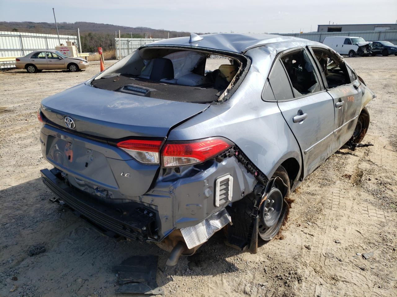 Photo 4 from auction – 2022 TOYOTA COROLLA LE with VIN JTDEPMAE7NJ195048