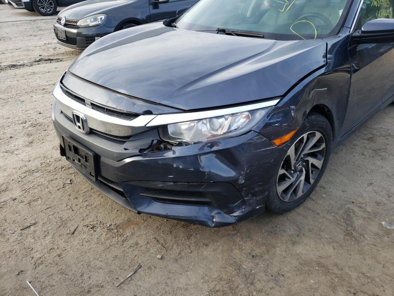 Photo 9 from auction – 2016 HONDA CIVIC EX with VIN 19XFC2F79GE247813