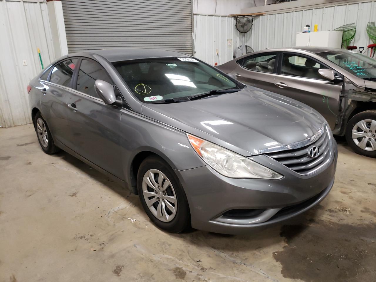 HYUNDAI SONATA GLS 2011 with VIN 5NPEB4AC1BH082746 - Photo from auction