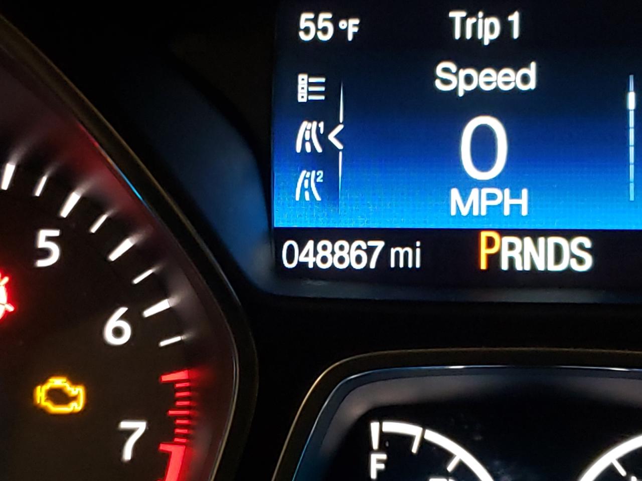 Photo 8 from auction – 2017 FORD ESCAPE SE with VIN 1FMCU0GD5HUB20239