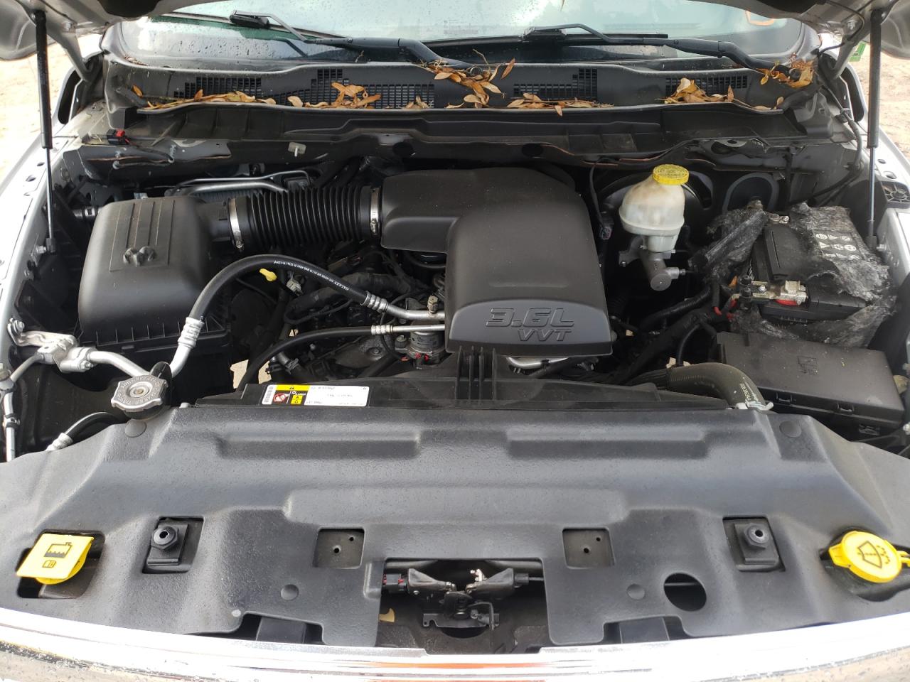 Photo 7 from auction – 2017 RAM 1500 SLT with VIN 1C6RR6LG9HS598640