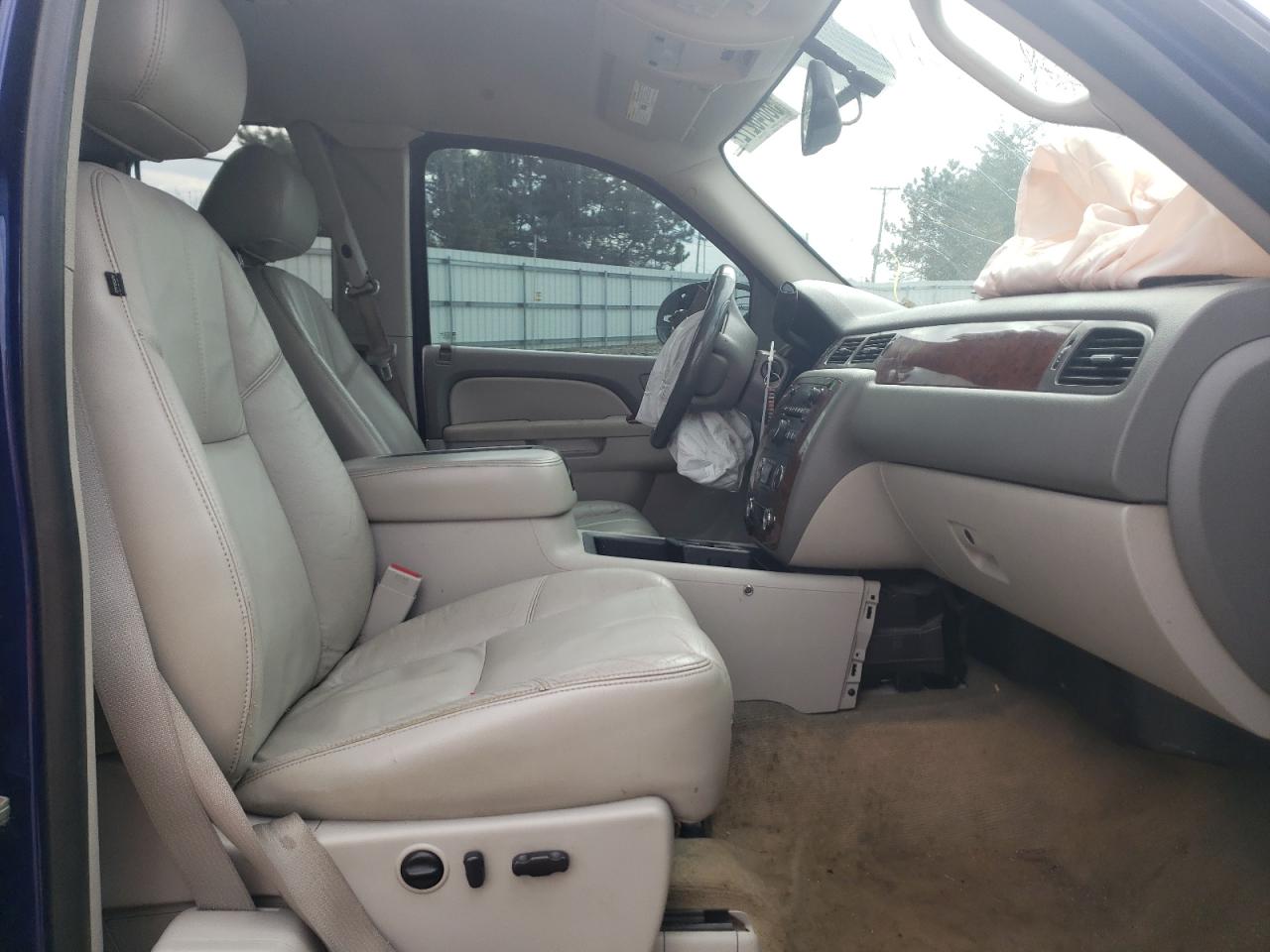 Photo 5 from auction – 2010 CHEVROLET SILVERADO with VIN 1GCSKTE39AZ249899