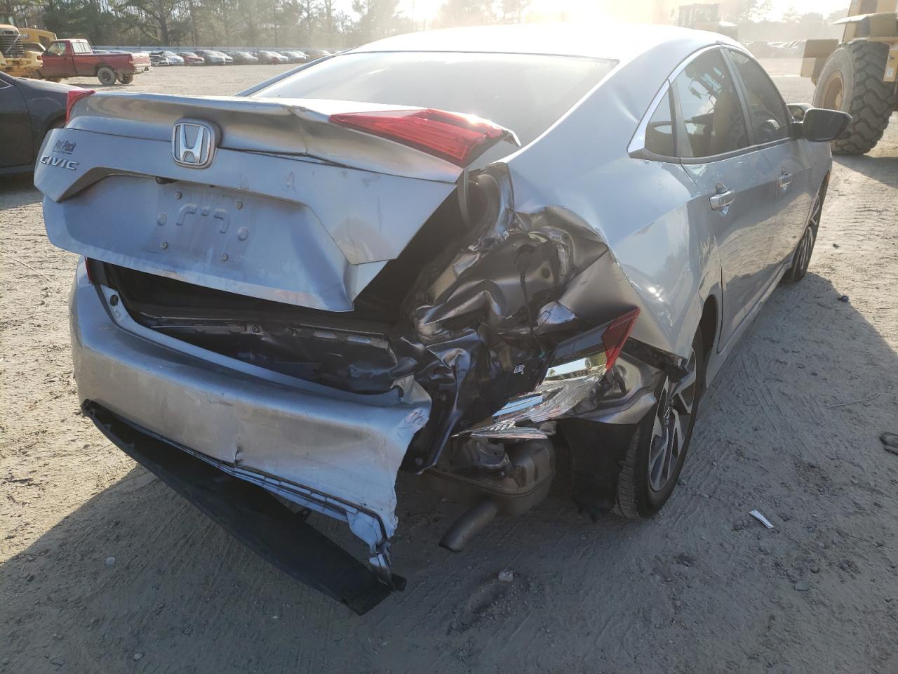 Photo 4 from auction – 2016 HONDA CIVIC with VIN 19XFC2F75GE056681
