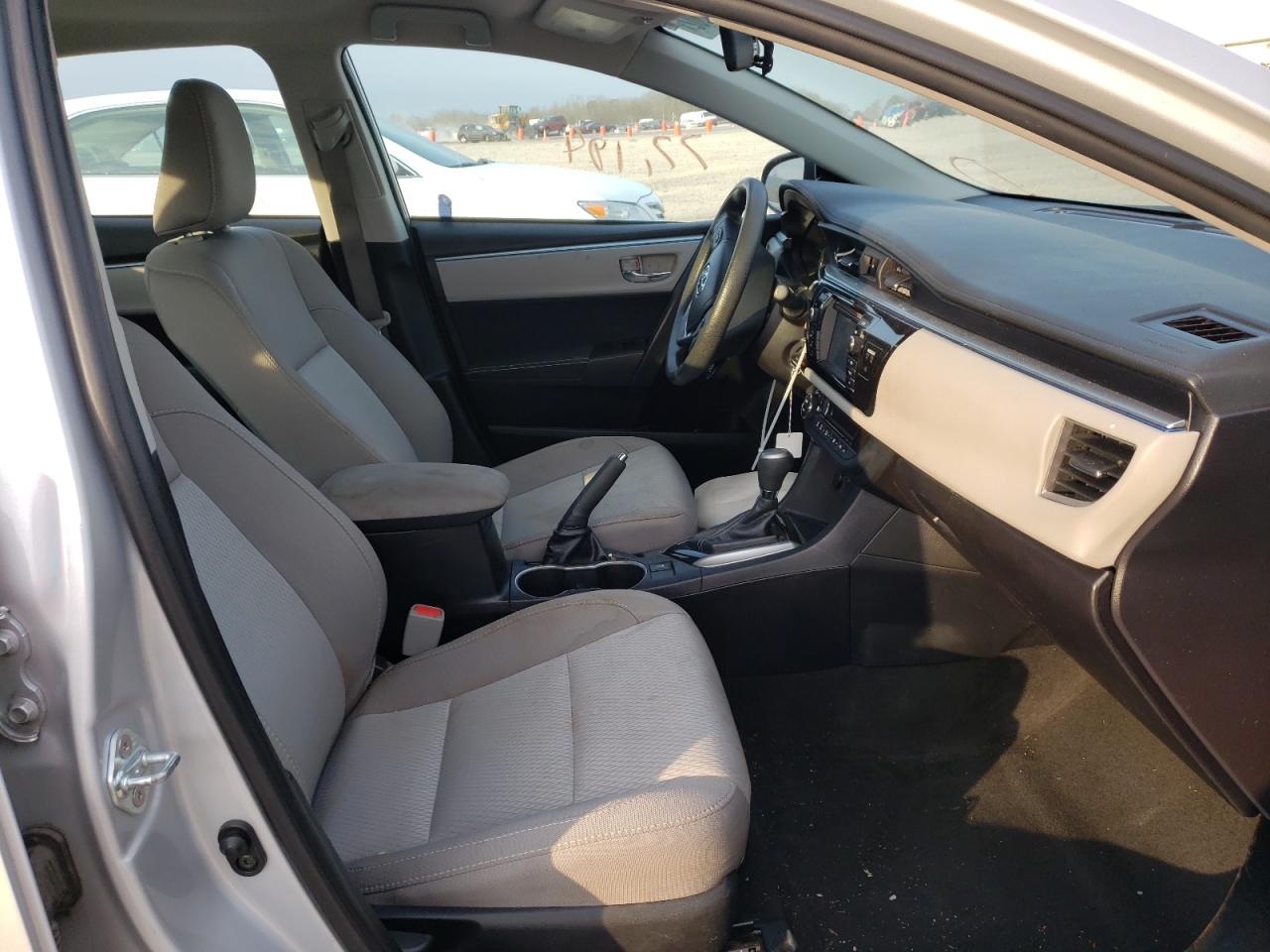 Photo 5 from auction – 2016 TOYOTA COROLLA L with VIN 2T1BURHE8GC614120