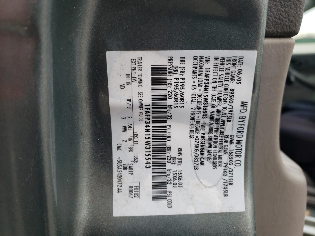Photo 10 from auction – 2005 FORD FOCUS ZX4 with VIN 1FAFP34N15W315543