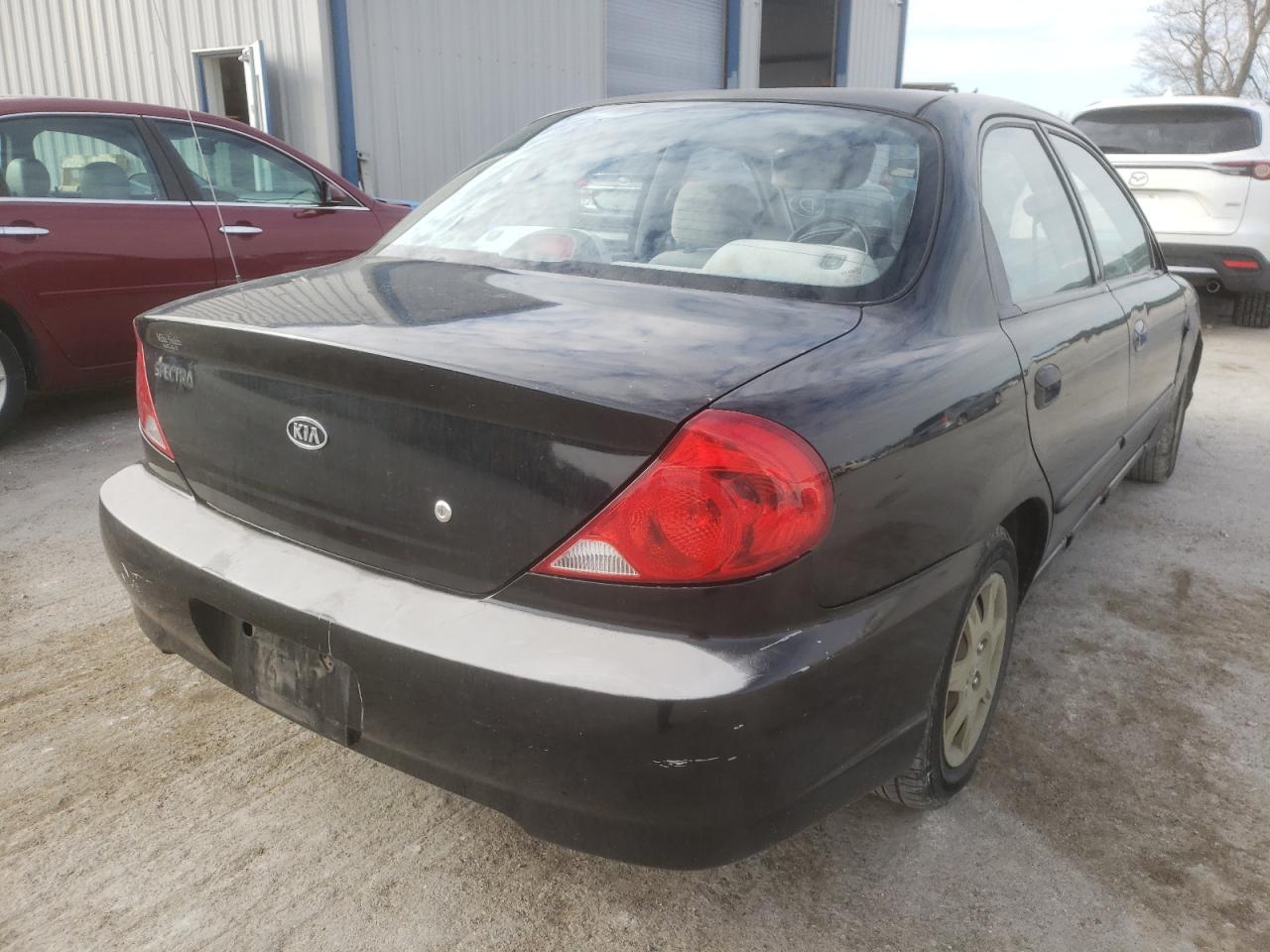 Photo 4 from auction – 2003 KIA SPECTRA BA with VIN KNAFB121935253130