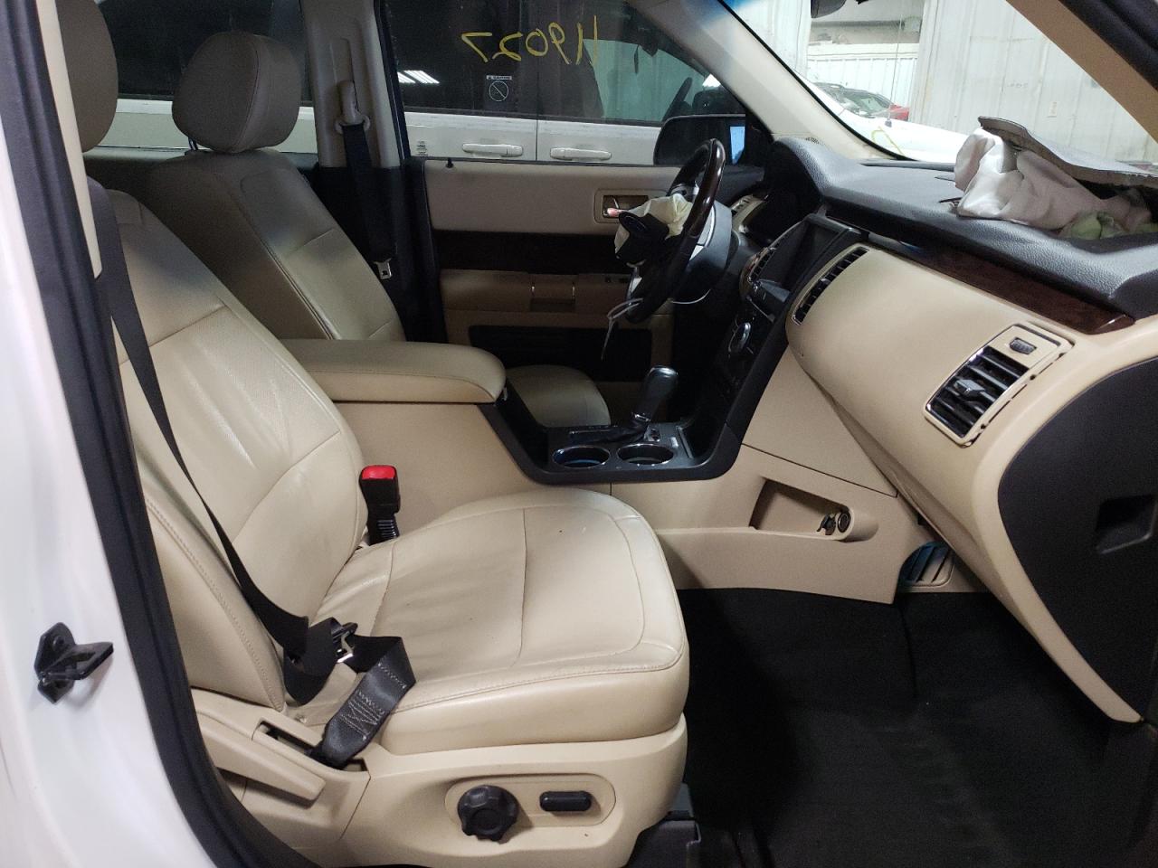 Photo 5 from auction – 2015 FORD FLEX LIMIT with VIN 2FMHK6D87FBA02086