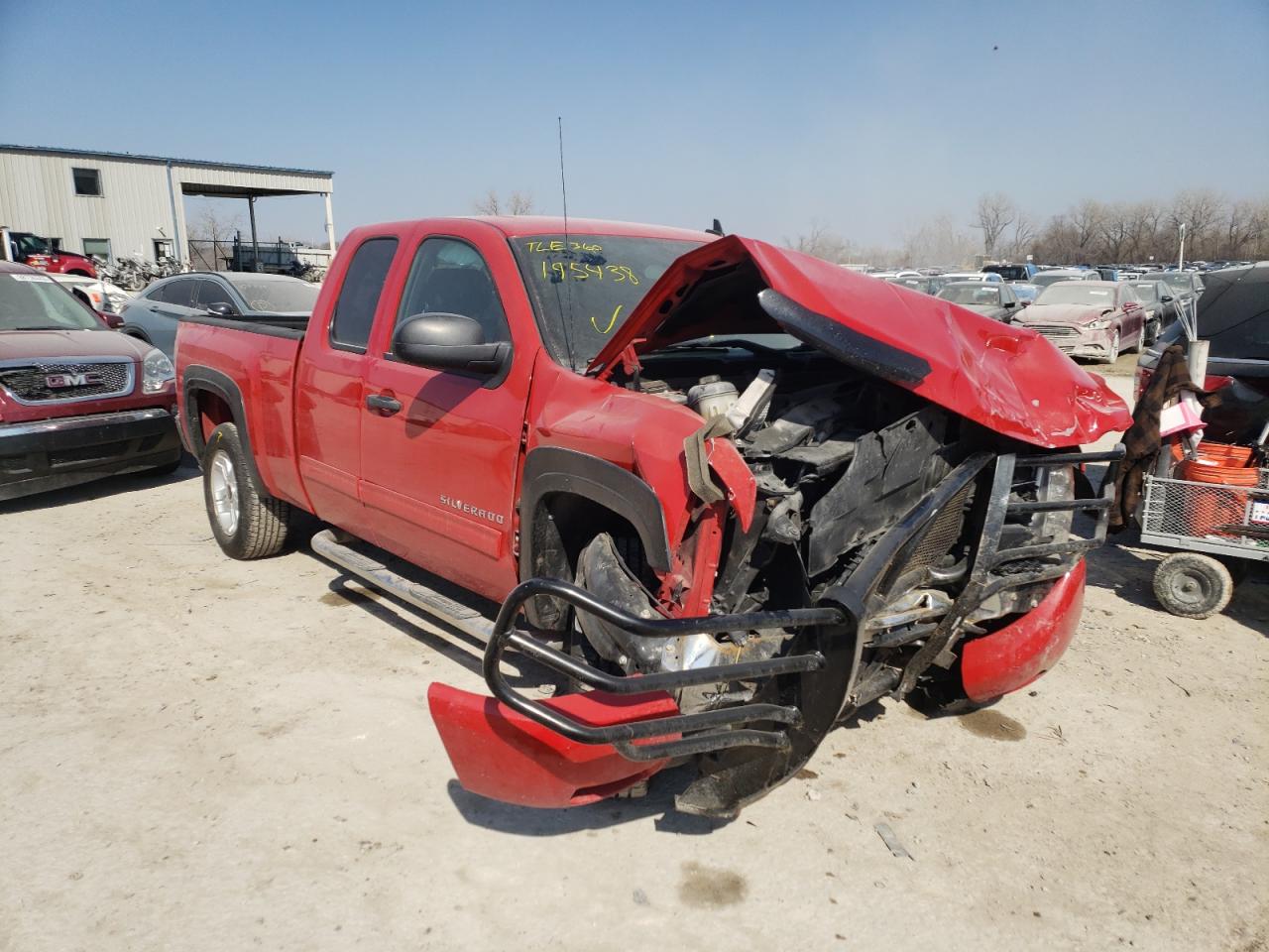 Photo 1 from auction – 2011 CHEVROLET SILVERADO with VIN 1GCRKSE36BZ195438