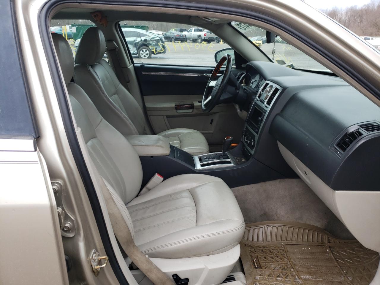 Photo 5 from auction – 2006 CHRYSLER 300C with VIN 2C3KK63H76H284128