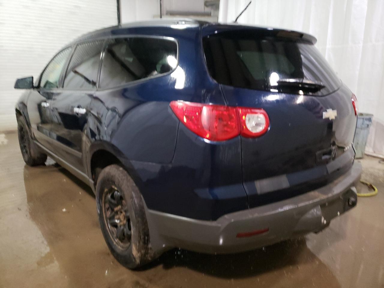 Photo 3 from auction – 2012 CHEVROLET TRAVERSE L with VIN 1GNKRFED1CJ249166