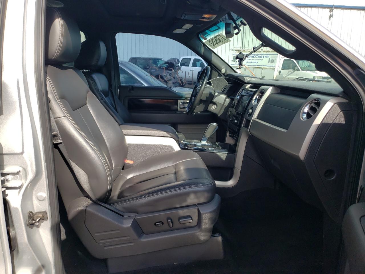 Photo 5 from auction – 2011 FORD F150 SUPER with VIN 1FTFW1ETXBFA95393