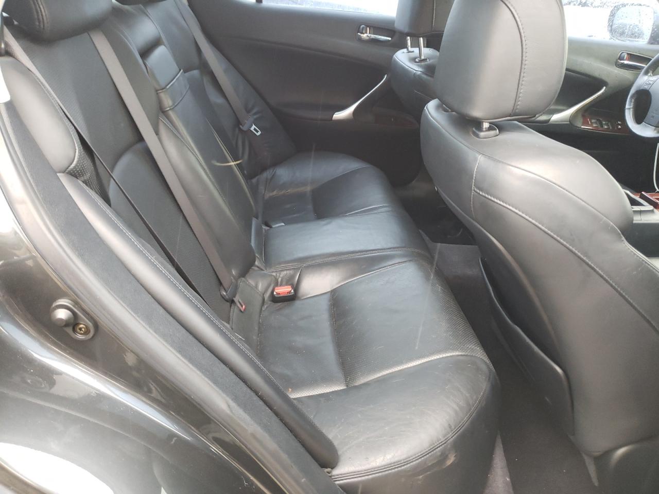 Photo 6 from auction – 2006 LEXUS IS 250 with VIN JTHBK262562018478