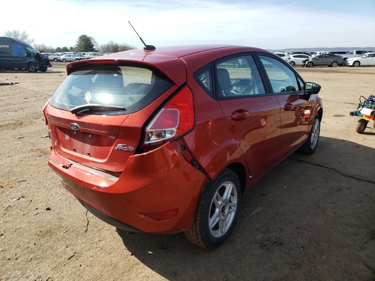 Photo 4 from auction – 2018 FORD FIESTA SE with VIN 3FADP4EJXJM140048