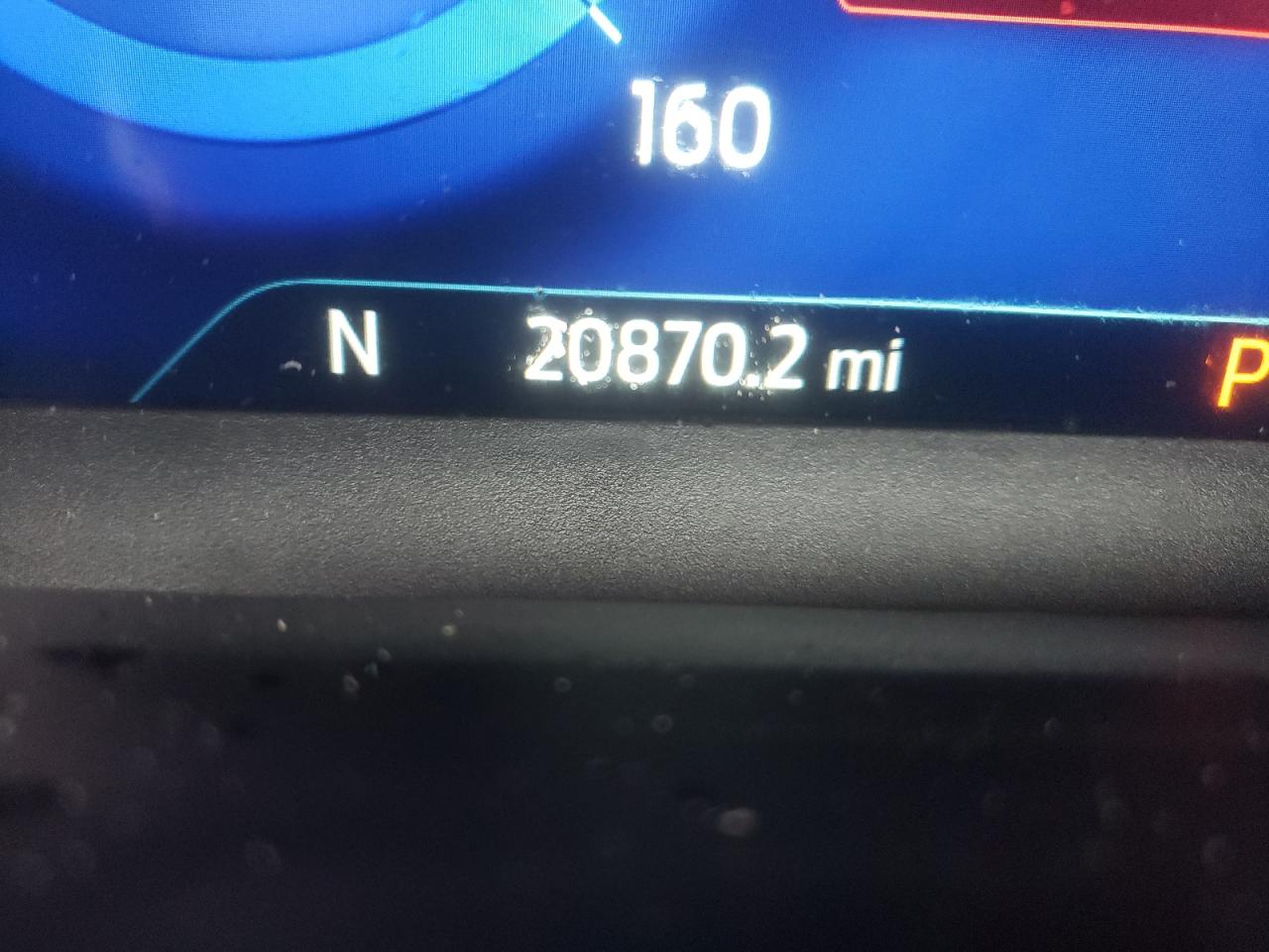 Photo 8 from auction – 2021 FORD ESCAPE SEL with VIN 1FMCU9H67MUB10133