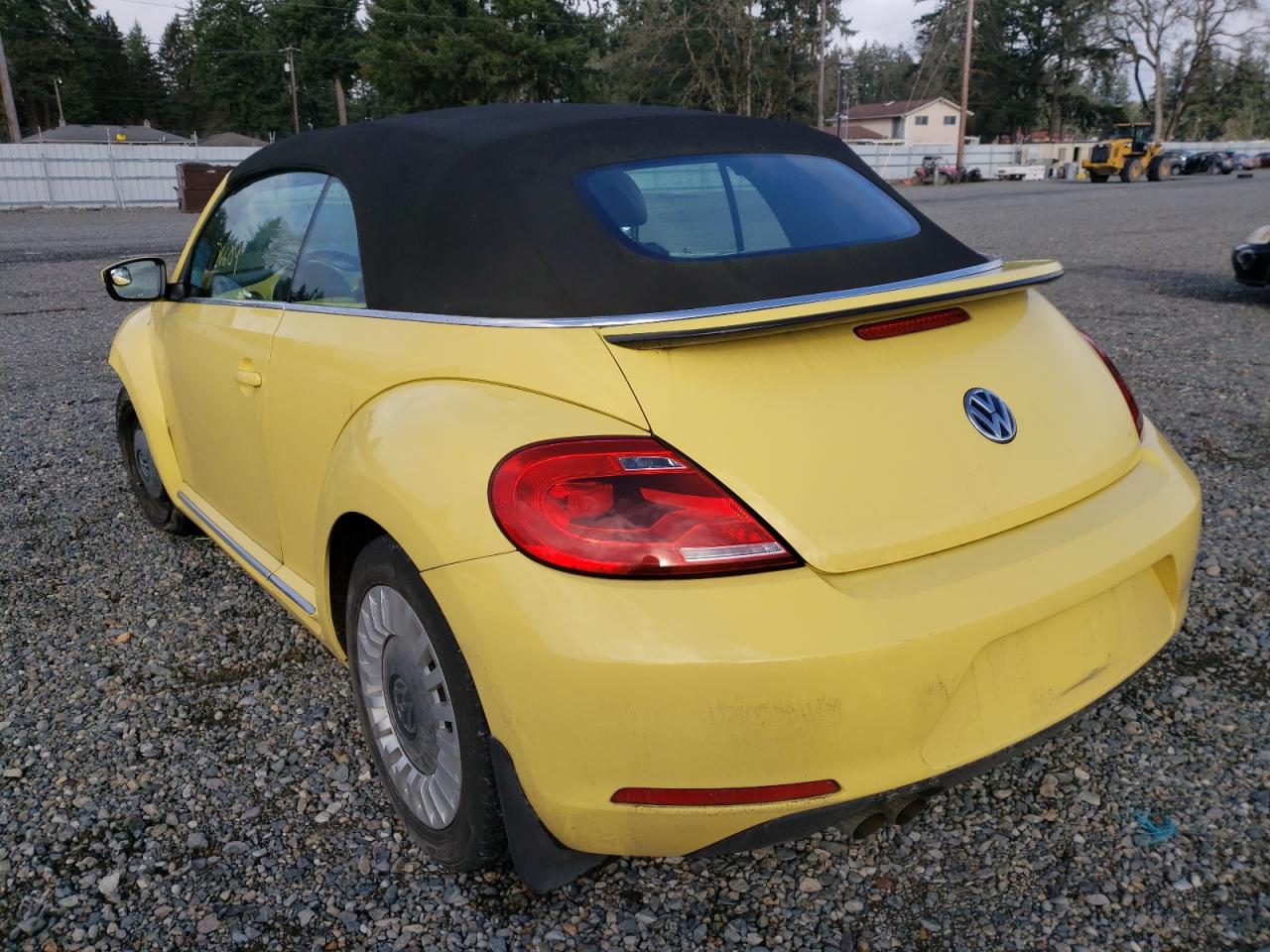 Photo 3 from auction – 2013 VOLKSWAGEN BEETLE with VIN 3VW5P7ATXDM812537