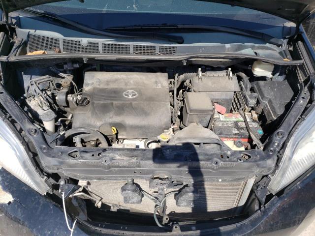Photo 7 from auction – 2015 TOYOTA SIENNA LE with VIN 5TDKK3DC1FS598355
