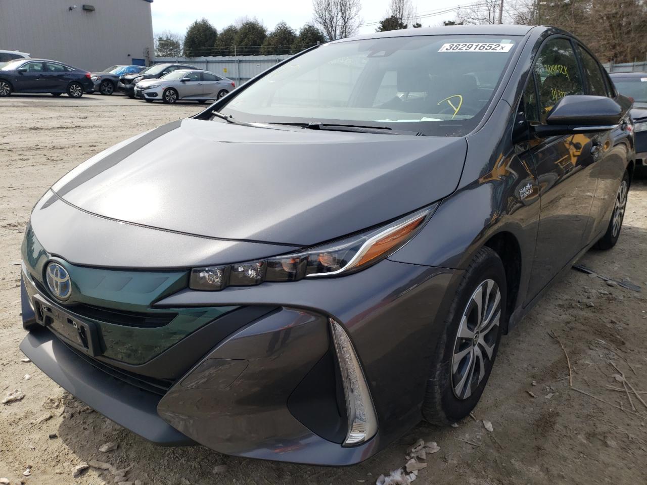 Photo 2 from auction – 2020 TOYOTA PRIUS PRIM with VIN JTDKARFP4L3123110