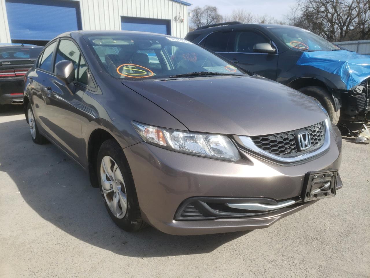 HONDA CIVIC LX 2013 with VIN 2HGFB2F53DH588904 - Photo from auction