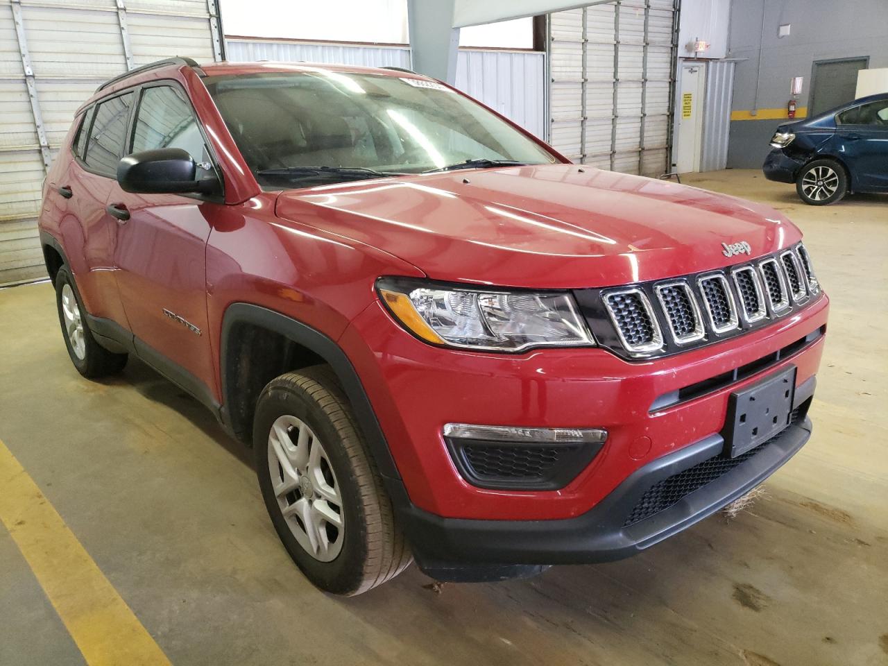 JEEP COMPASS SP 2018 with VIN 3C4NJDAB0JT177338 - Photo from auction
