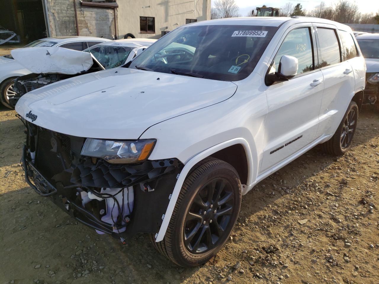 Photo 2 from auction – 2020 JEEP GRAND CHER with VIN 1C4RJFAG2LC271292