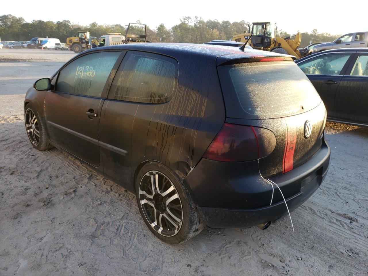 Photo 3 from auction – 2009 VOLKSWAGEN RABBIT with VIN WVWAA71K29W065775