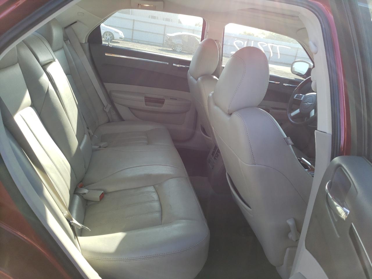 Photo 6 from auction – 2008 CHRYSLER 300C with VIN 2C3LA63H28H295550