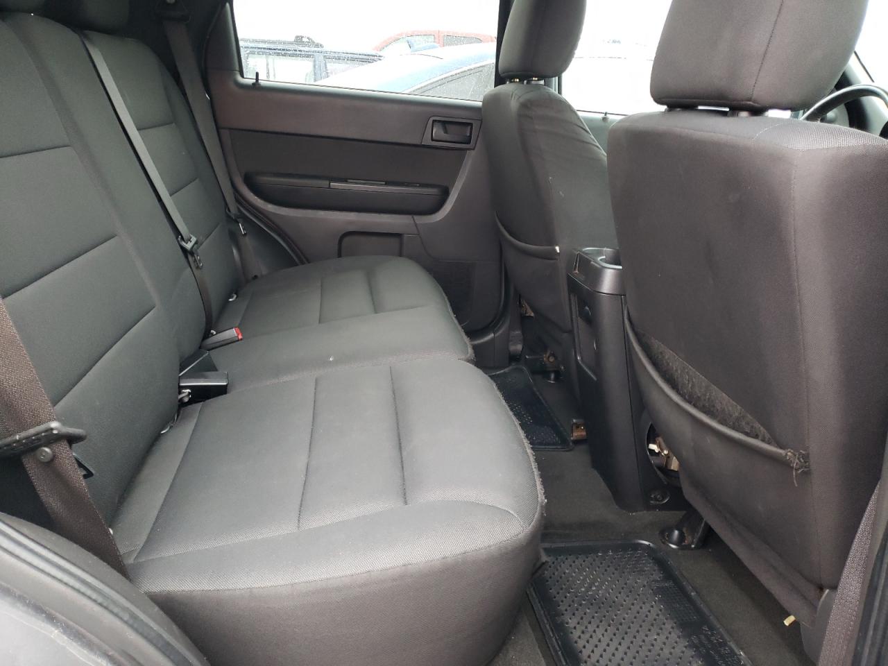 Photo 6 from auction – 2011 FORD ESCAPE XLT with VIN 1FMCU9DG7BKA21119