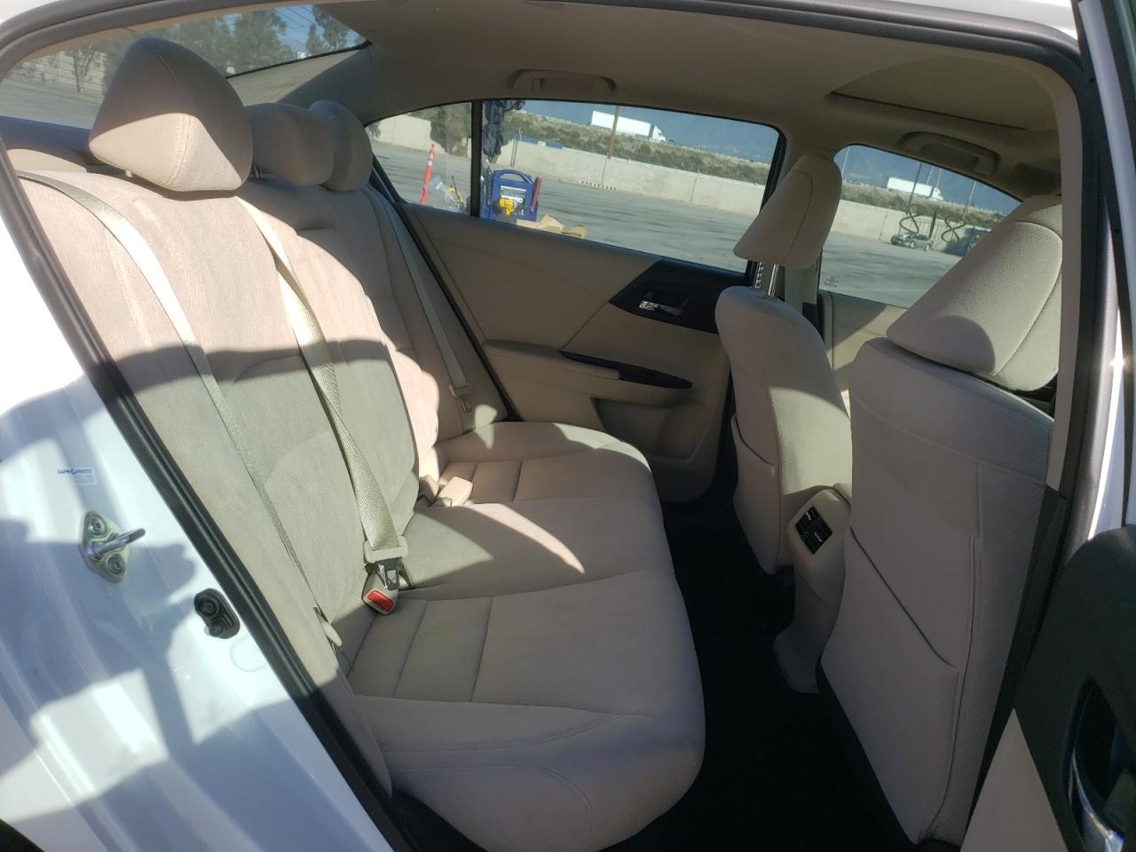 Photo 6 from auction – 2015 HONDA ACCORD EX with VIN 1HGCR2F72FA207237