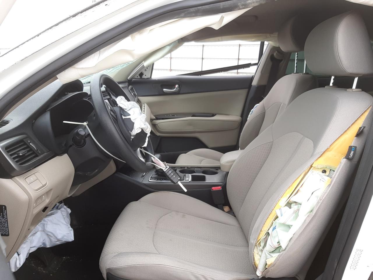 Photo 5 from auction – 2016 KIA OPTIMA LX with VIN KNAGT4L32G5102140