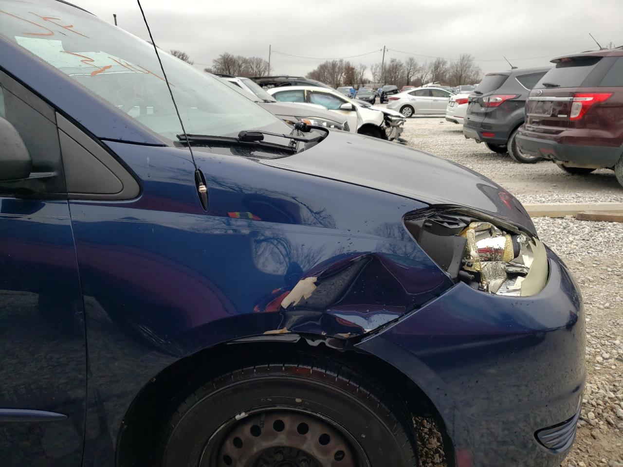 Photo 9 from auction – 2005 TOYOTA SIENNA CE with VIN 5TDZA23C45S339905