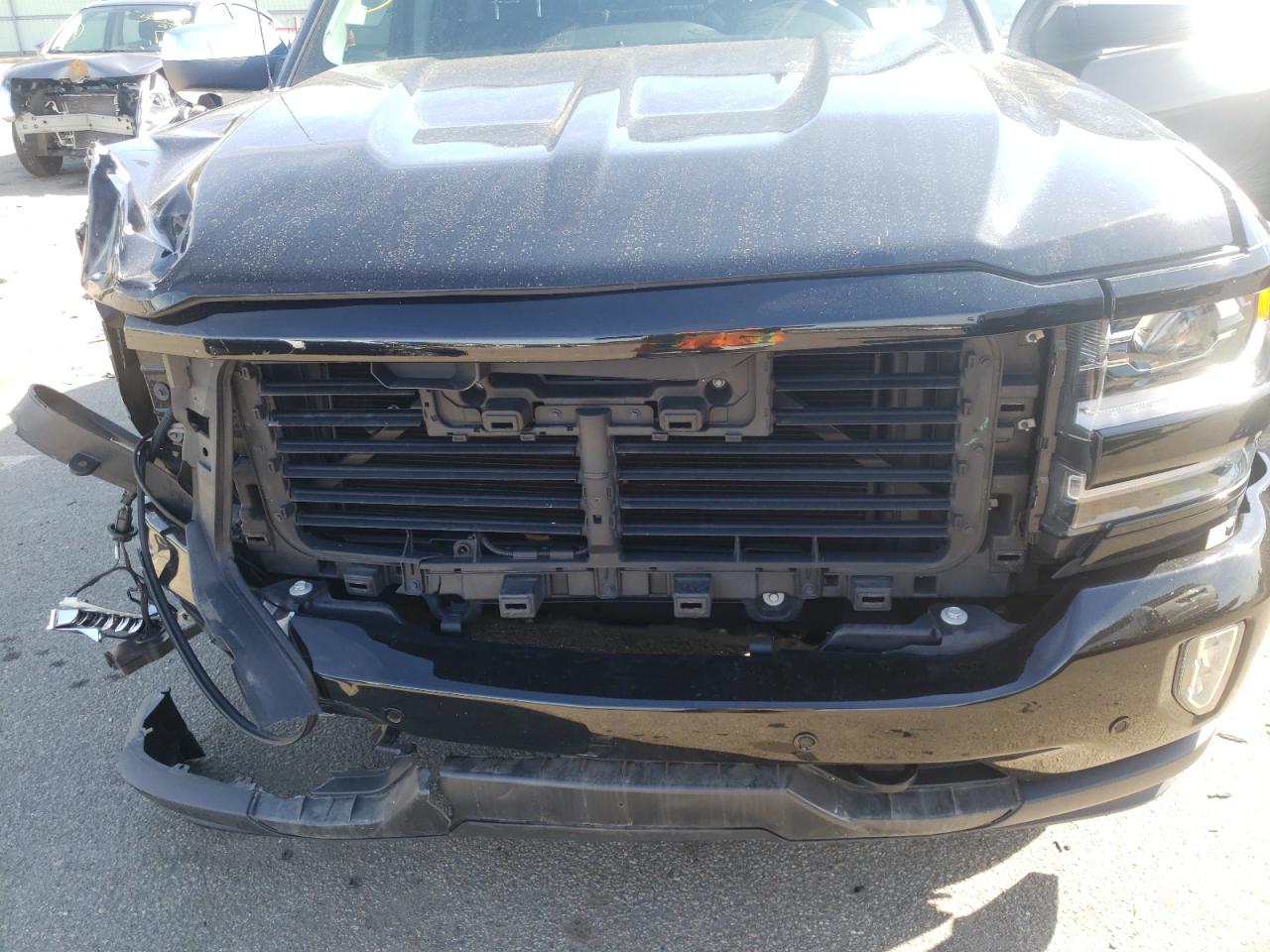 Photo 7 from auction – 2018 CHEVROLET SILVERADO with VIN 3GCUKSEJ0JG531821