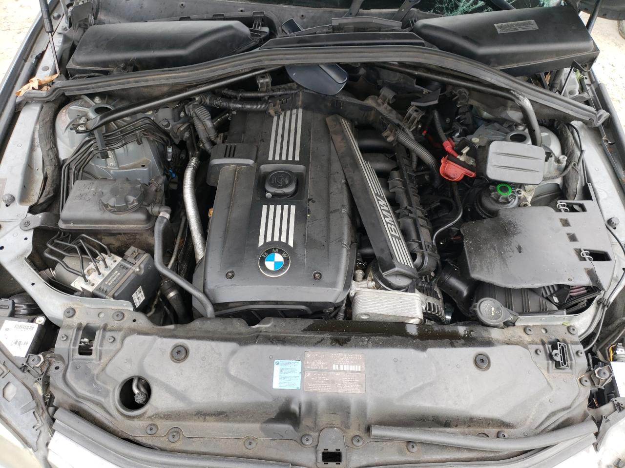 Photo 7 from auction – 2010 BMW 528 XI with VIN WBANV1C57AC158191