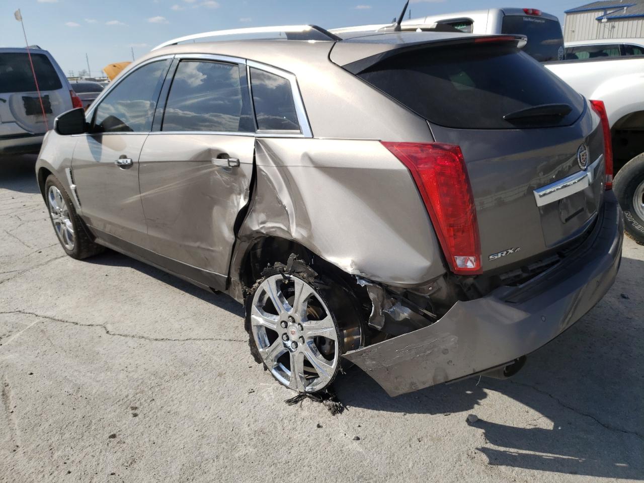 Photo 3 from auction – 2012 CADILLAC SRX PREMIU with VIN 3GYFNFE39CS555487