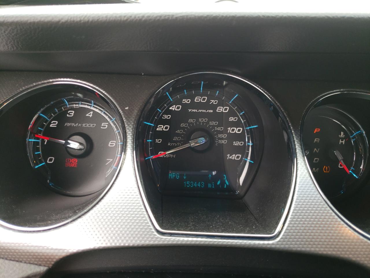 Photo 8 from auction – 2010 FORD TAURUS SEL with VIN 1FAHP2EW7AG143615