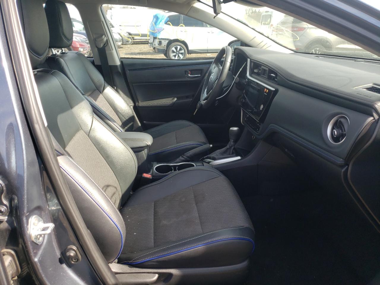 Photo 5 from auction – 2017 TOYOTA COROLLA L with VIN 2T1BURHE2HC939721
