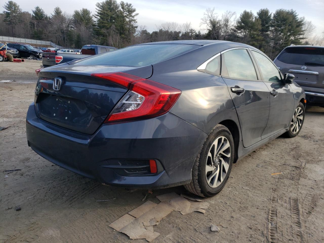 Photo 4 from auction – 2016 HONDA CIVIC EX with VIN 19XFC2F79GE247813