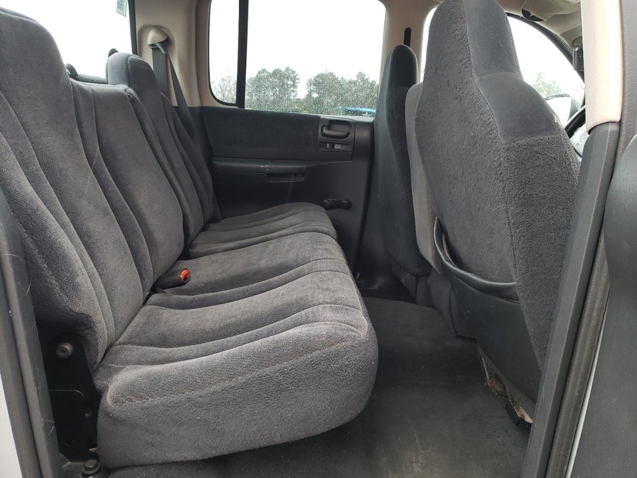 Photo 6 from auction – 2003 DODGE DAKOTA with VIN 1D7HL38X13S251735