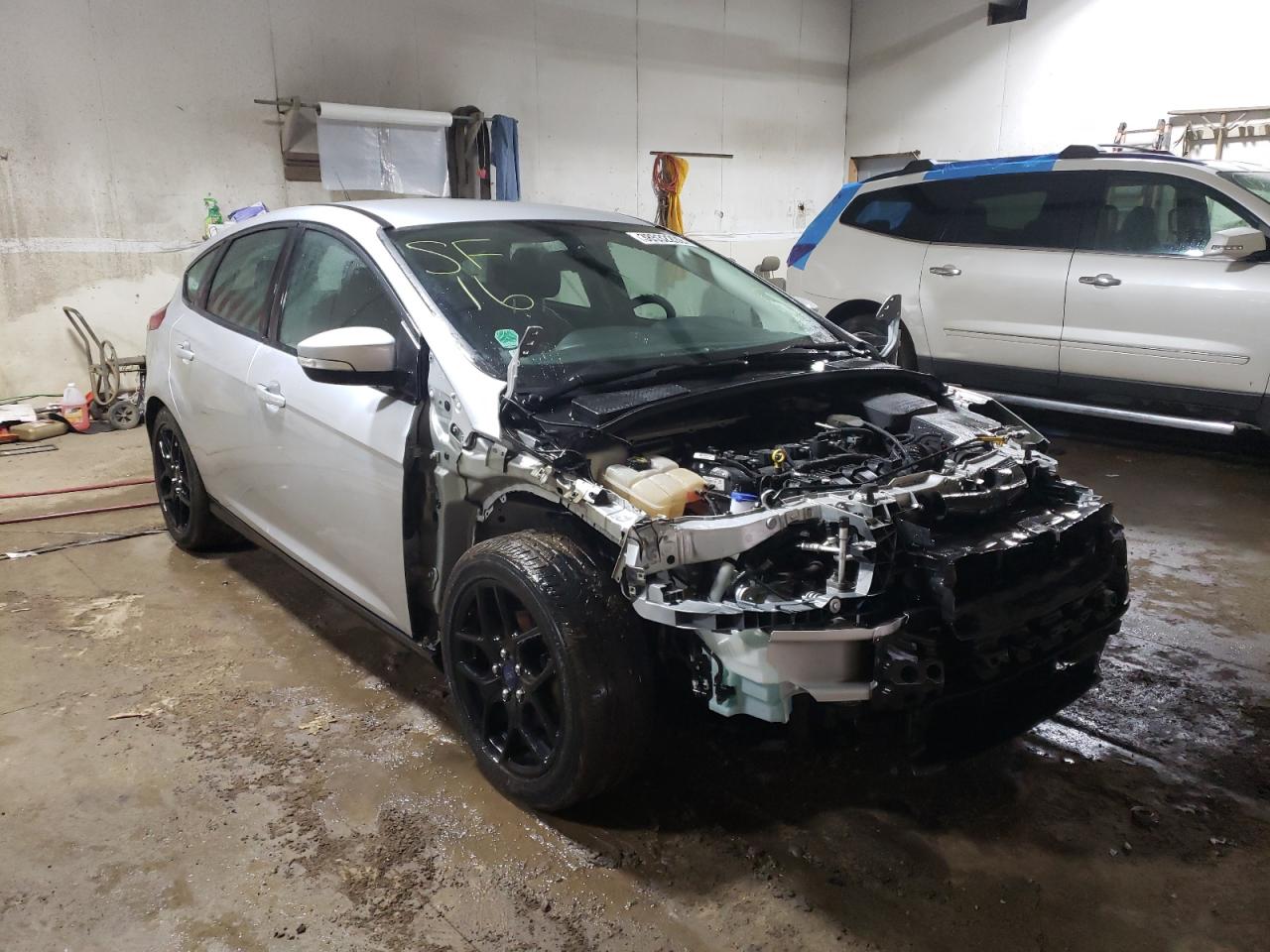 FORD FOCUS SE 2016 with VIN 1FADP3K29GL224895 - Photo from auction