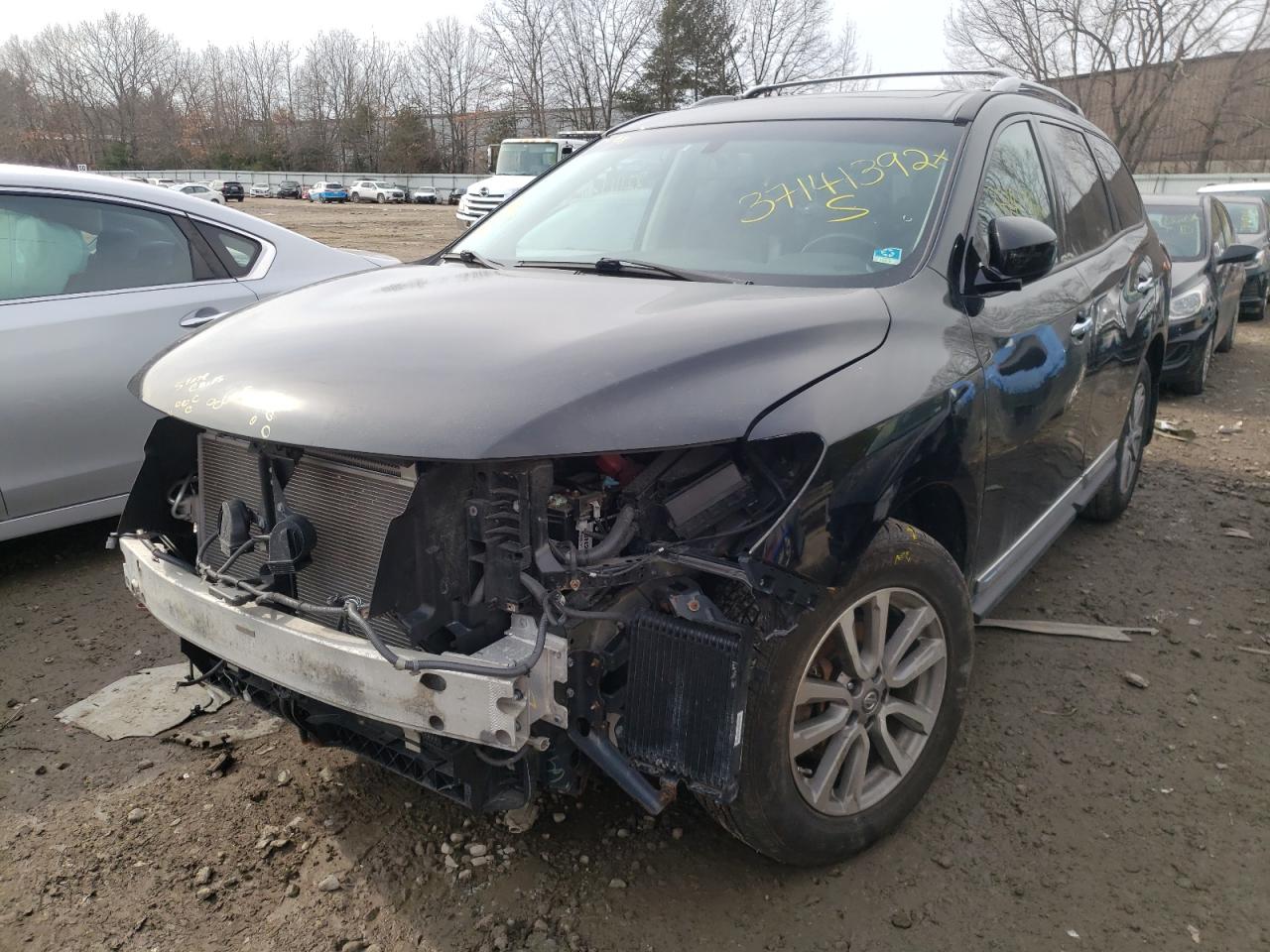 Photo 2 from auction – 2014 NISSAN PATHFINDER with VIN 5N1AR2MMXEC715498